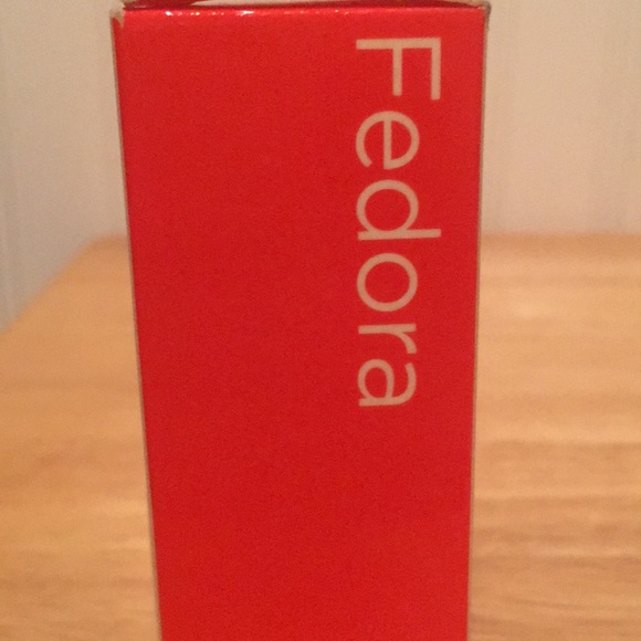 CND shellac fedora - Picture 3 of 5